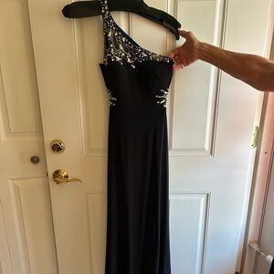 black prom dress